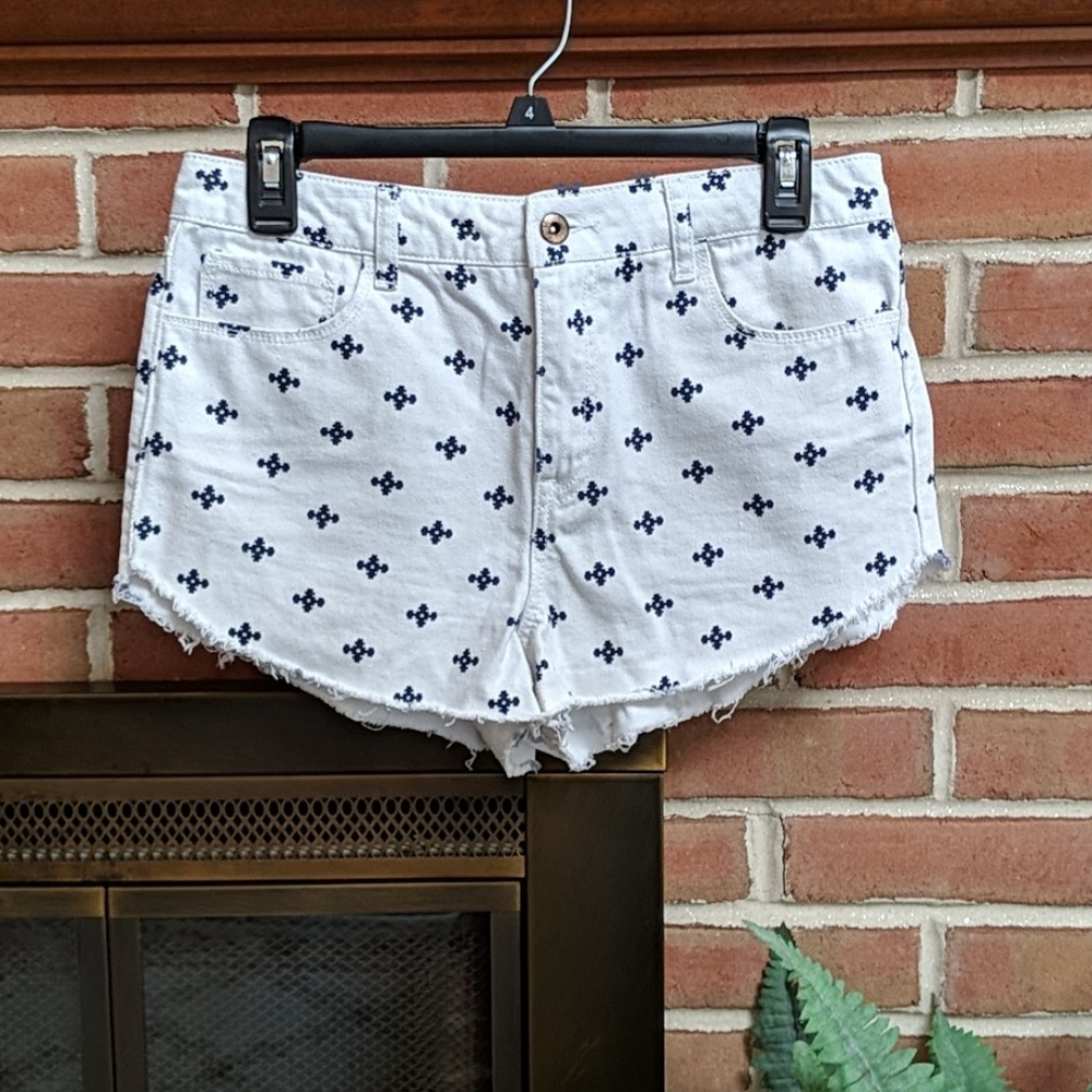 High Waisted Navy and White Cutoffs